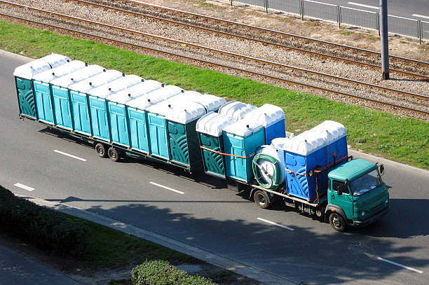 Porta potty delivery and setup in Plumas Lake, CA